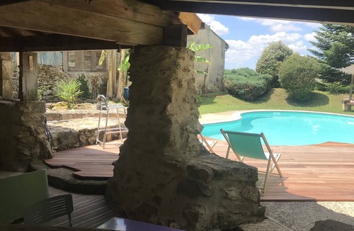 Barsac House | Guesthouse for 2 in a peaceful setting among the vines. Sauna & pool