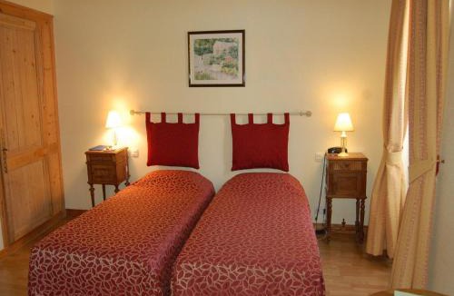 Aulnay Hotel | Hôtel du Donjon