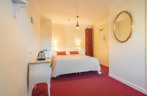 Saint-Jean-Pied-de-Port Hotel | Hôtel Itzalpea