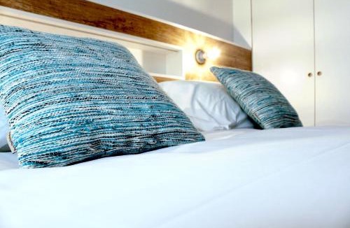 Brive-la-Gaillarde Hotel | Hôtel Le Collonges TV connecté wifi Netflix