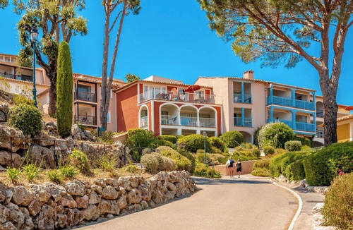 Les Restanques House | Hôtel Résidence Pierre & Vacances Les Restanques du Golfe de Saint-Tropez
