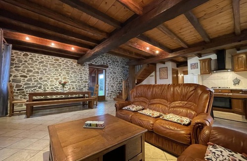 Saint-Jean-le-Vieux House | Haizalde - Saint-jean-le-vieux