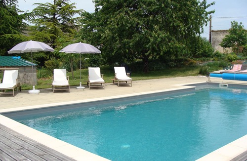 Echallat House | HAMMOCK AND MACAROONS 16 PERS SWIMMING POOL AND NORDIC BATH