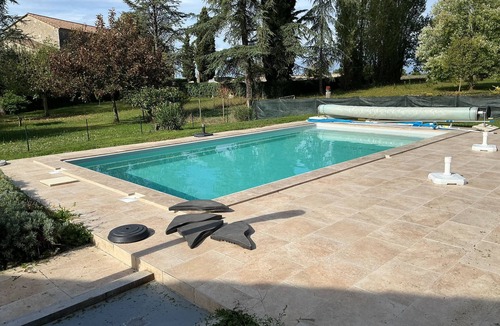Boisse Cottage | Haven of peace: 8-person gîte with swimming pool in Boisse