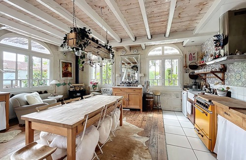 Cauderan House | Haven of peace in Bordeaux - Ideal for families or couples - swimming pool, calm & comfort!