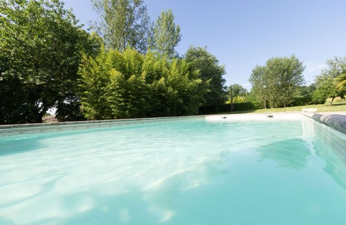 Pardaillan Villa | Heated pool, all on 1 level, rural location. Near to restaurants, historic towns