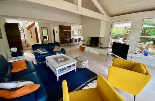L'Herbe House | High standard Villa with mini Pool, amazing terrace and garden, close to the beach