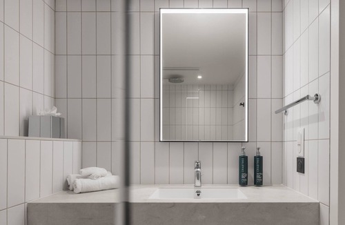Vitrolles Hotel | Hilton Garden Inn Marseille Provence Airport