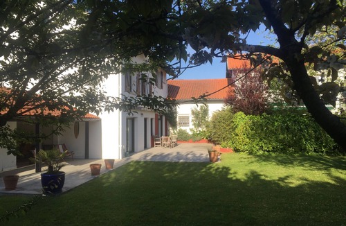 Biarritz House | Hiru Alabak - Biarritz House 4bed - 8p Quiet Swimming pool - south-facing garden