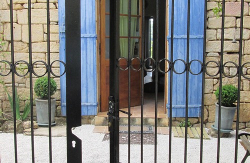 Carlux Villa | Historic stone house sharing ramparts of 11th century castle in Dordogne Val