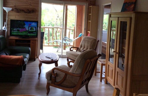 Queyrac Ski Chalet | Holiday between Medoc vineyards + Atlantic (Montalivet) New 2017
