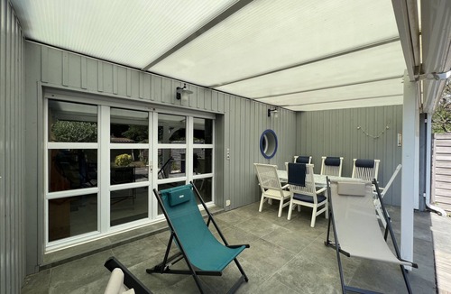 Saint-Trojan-les-Bains House | Holiday Home 'Location Chemin De Lannelongue' with Private Terrace and Private Garden