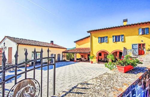 Montebonello House | Holiday Home Antico Loggiato by Interhome
