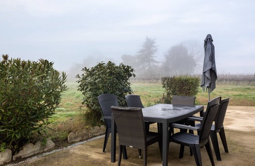 Langon House | Holiday Home 'Gite Du Maine' with Private Terrace, Private Garden and Wi-Fi