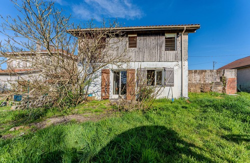 Belin-Beliet House | Holiday Home 'Grange Au Tilleul' with Private Garden and Wi-Fi