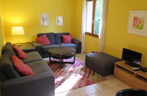 Hourtin House | Holiday Home L'Orée du Bois - HUT100 by Interhome