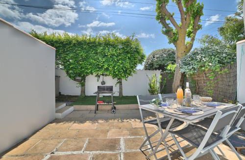 Cheray House | Holiday Home Le Moulin de la Filasse by Interhome