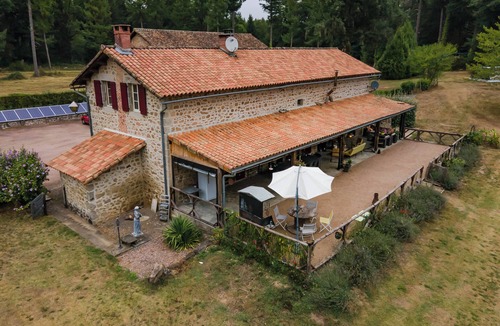 Piegut-Pluviers House | Holiday Home 'Les Touilles - Dordogne' with Private Pool, Private Terrace and Wi-Fi