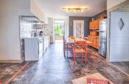 Archignac House | Holiday Home 'Les Crozes' with Private Pool, Private Terrace and Wi-Fi
