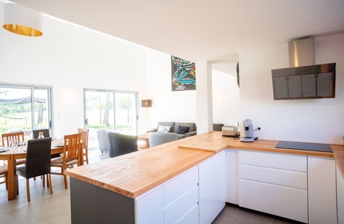 Messanges House | Holiday Home 'Villa Surf and Golf' with Private Terrace and Wi-Fi