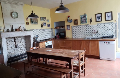 Les Metairies House | Holiday rental house with farmyard and garden near Cognac.