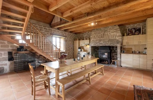 Chaumeil House | Homerez - Authentic Granite House - Chaumeil - Fireplace
