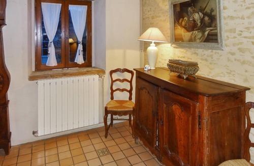 Saint-Amand-de-Coly House | Homerez - House for 6 ppl. with shared pool and terrace at Saint Amand de Coly