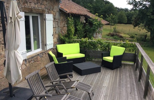 Abjat-sur-Bandiat House | Homerez - House with Pool in Abjat-sur-Bandiat