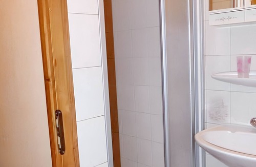 Lathus-Saint-Remy House | Homerez - House in Lathus-Saint-Rémy