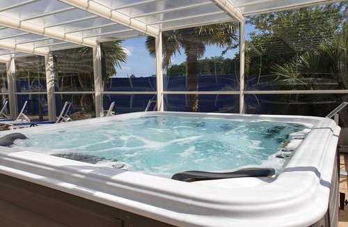 Meursac House | Homerez - House with pool in Meursac