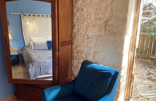 Beynac-et-Cazenac Villa | Homerez - Villa for 6 pers. with swimming pool and terrace in Beynac-et-Cazenac
