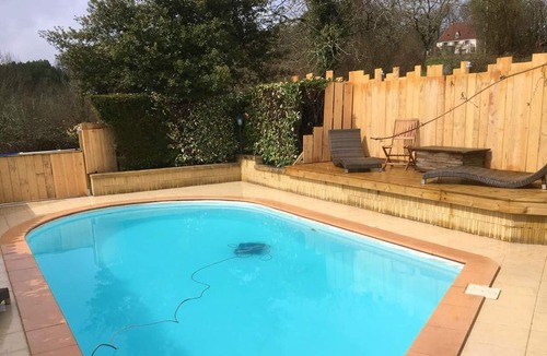 Beynac-et-Cazenac Villa | Homerez - Villa for 6 pers. with swimming pool and terrace in Beynac-et-Cazenac