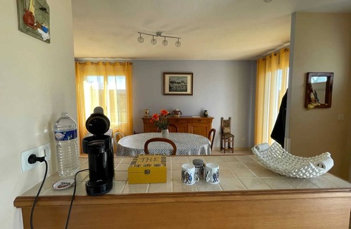 Gemozac House | Homerez - Welcoming house in Gémozac - 100 m² with lush garden.