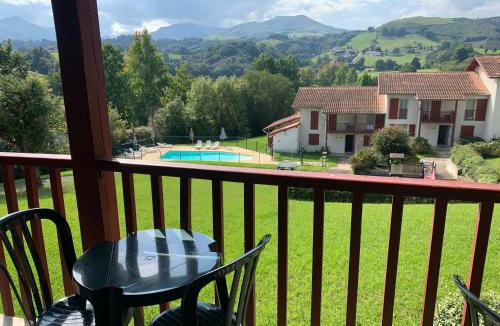 Souraide Apartment | HOSTA Piscine Vue Montagnes