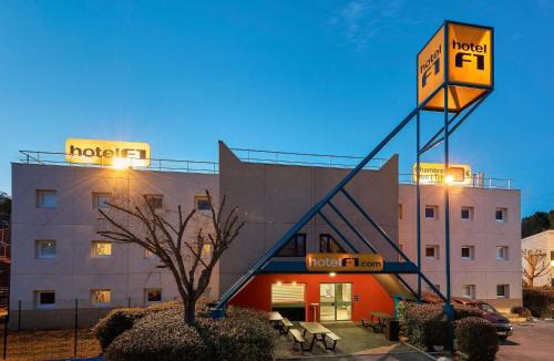 Chasseneuil-du-Poitou Hotel | hotelF1 Poitiers Nord Futuroscope