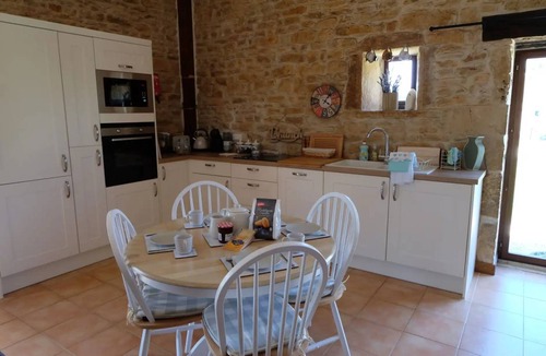Maire-Levescault House | House ∙ 2 bedrooms ∙ 5 guests