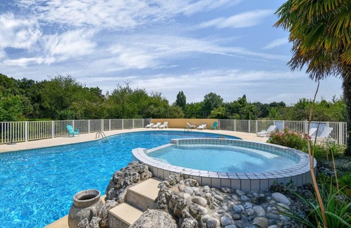 Saint-Savinien House | House ∙ 2 bedrooms ∙ 4 guests