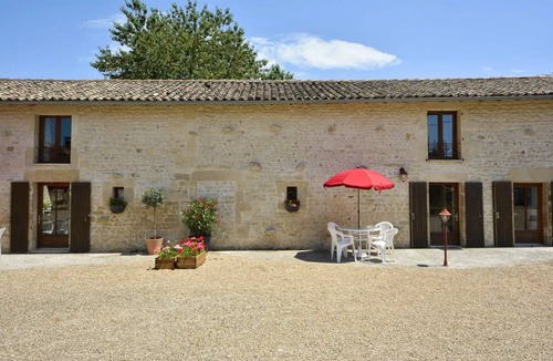 Sauze-Vaussais House | House ∙ 4 bedrooms ∙ 8 guests