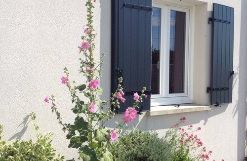 La Rochelle House | House 700m from the beach with garden for 4/pers and private parking/ref : Ang T2