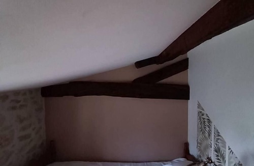 Ternant Apartment | House 8 sleeps 6 3 bedrooms (including mezzanine)