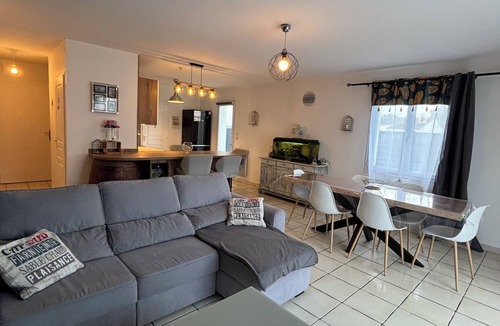Etaules House | House close to the beach
