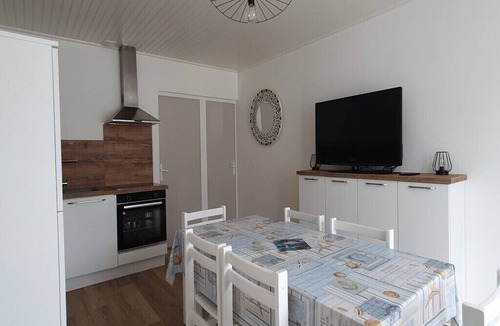 Bourcefranc-le-Chapus House | House for 6 people with swimming pool and garden, 200m from the sea!