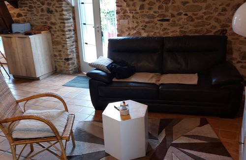 Beyssac House | House in a small hamlet in the countryside. Absolute peace and quiet.