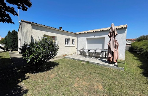 Marennes House | House in MARENNES at the foot of L ÎLE de D OLERON