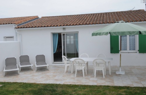 Rivedoux-Plage House | house iris de70m² close to the beach all quiet area with bike