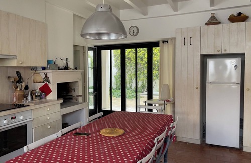 Ars-en-Re House | HOUSE OF. COURTYARD VILLAGE