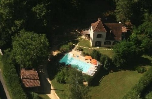 Vezac Villa | House rental w/pool, Jacuzzi, sauna in the Périgord Noir, 5 km away from Sarlat