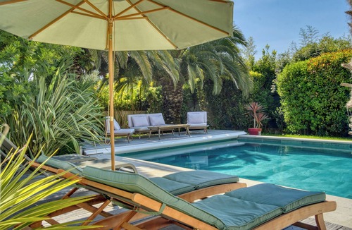 Saint-Trojan-les-Bains Villa | House sleeps 11 between sea and forest in Saint-Trojan-les-Bains, Île d'Oléron