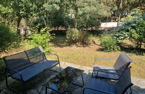 Boyardville House | House with large garden in an oyster farming site close to the beach and the golf course.