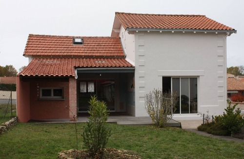 Port-des-Barques House | House with garden, 500 m from the sea, 7 people, all comfort